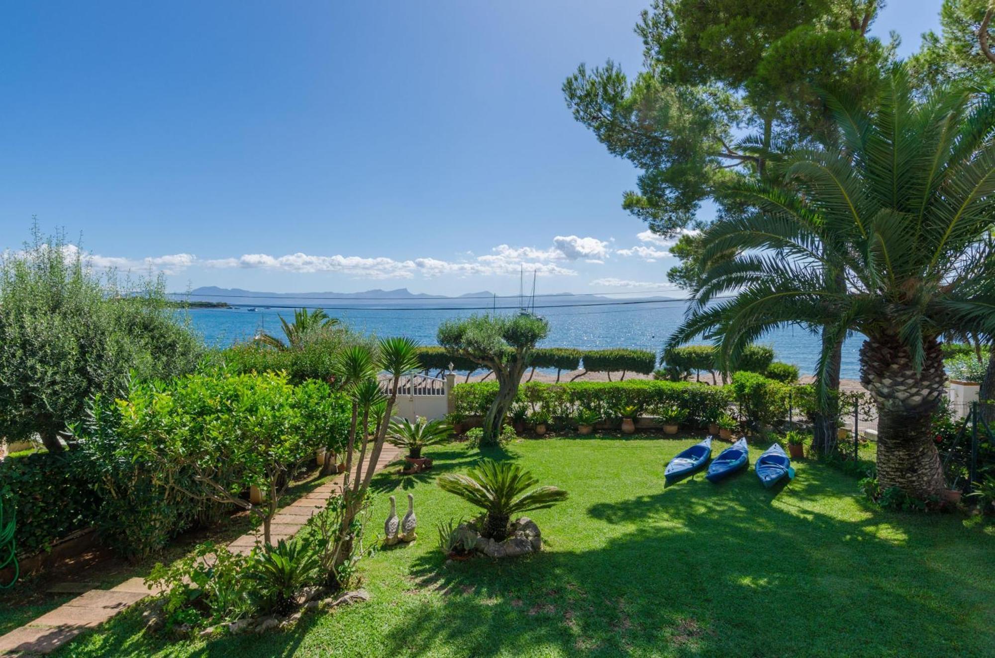 Golf Villa *