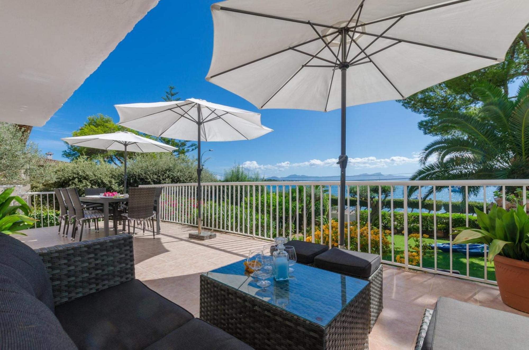 Golf Villa *